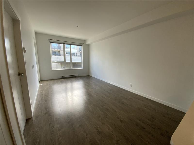 10880  No. 5 Road