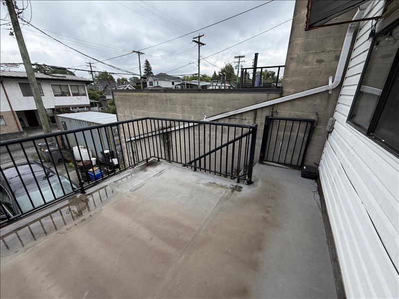 3714  Main Street