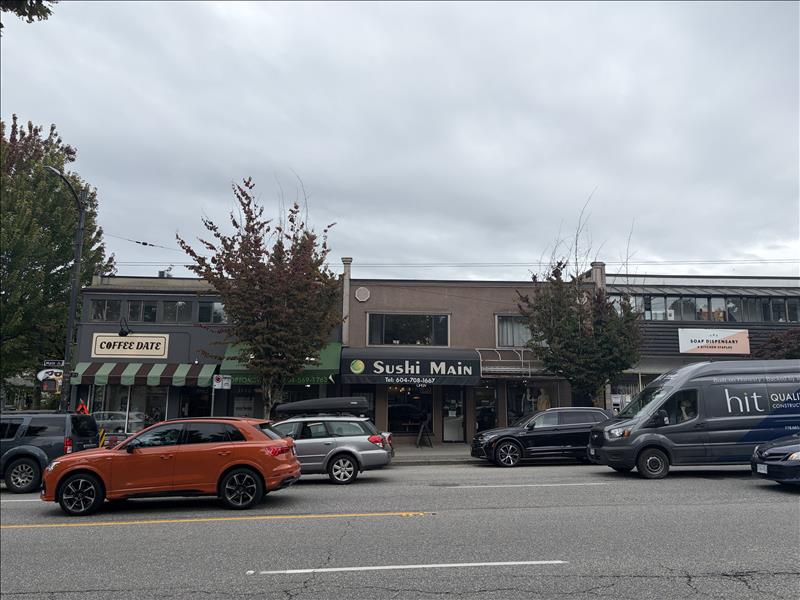 3714  Main Street