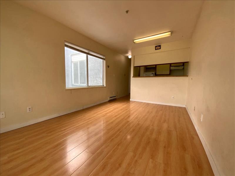 1942   Kingsway, Vancouver