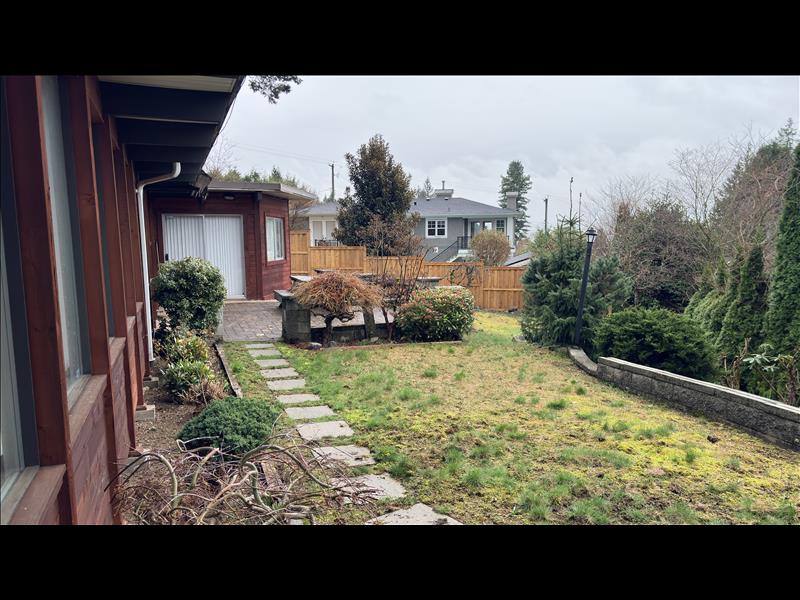 241  West Balmoral Road
