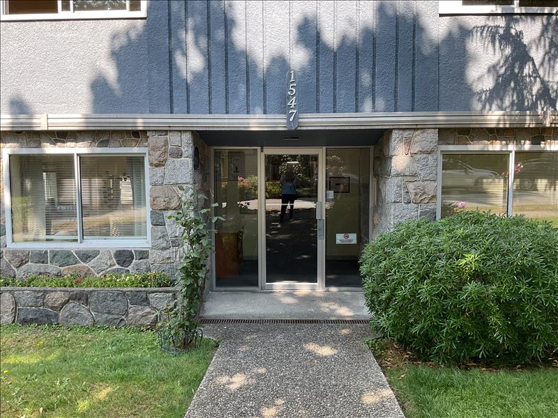 1547   Comox Street