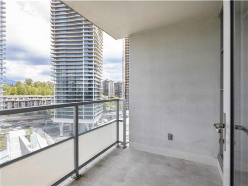 2289  Yukon Crescent